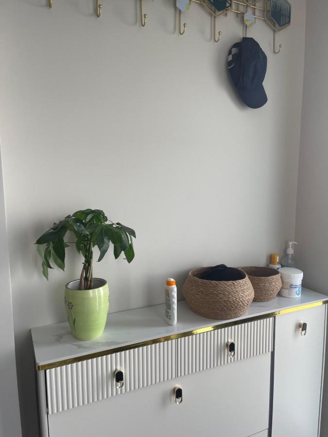 Modern Huge Double Room With Private Bathroom In Colindale Edgware Екстериор снимка